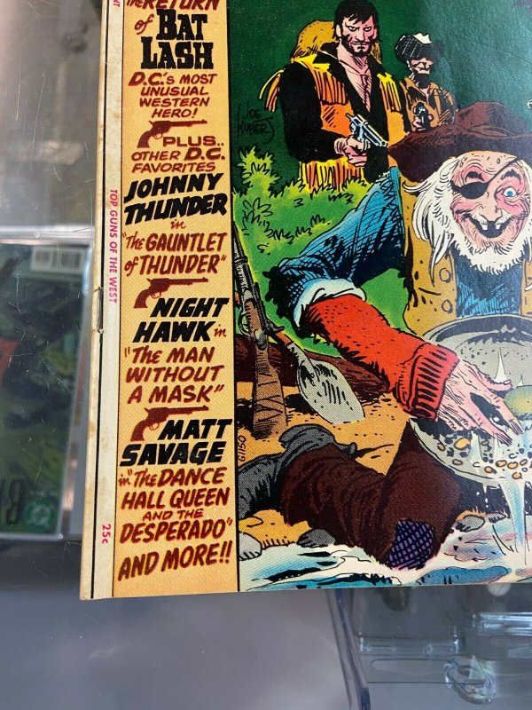 Super DC Giant 22 Western Comics VF-