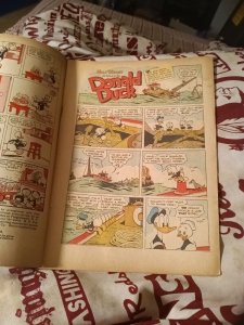 ? Walt Disney Comics & Stories # 104 1949 SCARCE Golden Age Carl Barks ?