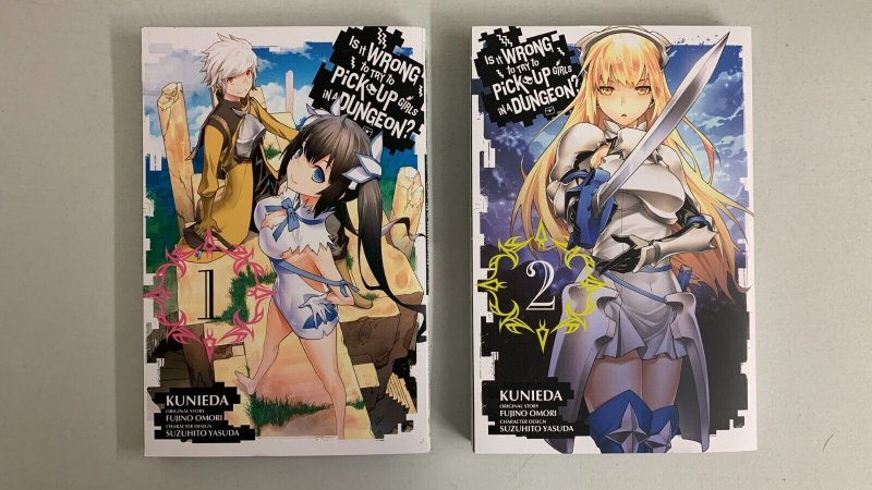 Is It Wrong to Try to Pick Up Girls in a Dungeon? Vol 1-2 Paperback Fujino Omori 