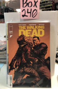 The Walking Dead Deluxe #107 (2025)