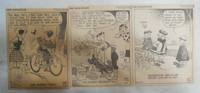 (300) The Doolittles Dailies by Quin Hall from 1943 Size 4 x 5 inches AP Strip