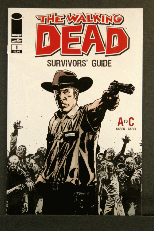 The Walking Dead Survivors' Guide #1, #2, #3, #4 Mint Unread