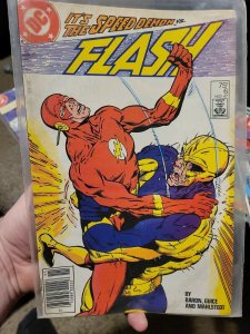 FLASH Lot 5 comics- DC Comics