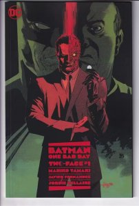 BATMAN ONE BAD DAY TWO-FACE (2022 DC) #1 CVR A JAVIER FERNANDEZ