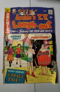 Archie's TV Laugh-Out #29 (1974) detached bottom staple