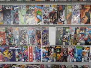 Huge lot 170+ Comics W/ Superman, Batman, Green Lantern & More Avg VF- Cond!