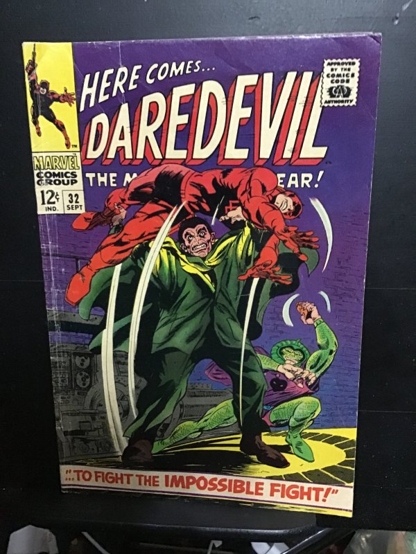 Daredevil #32 (1967) Mid high grade Cobra Hydekey! FN/VF Wow!