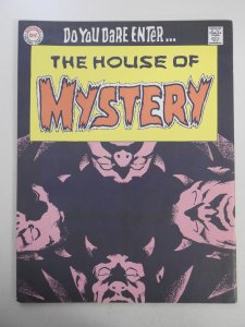 The Amazing World of DC Comics #6 (1975) Sharp VF Condition!