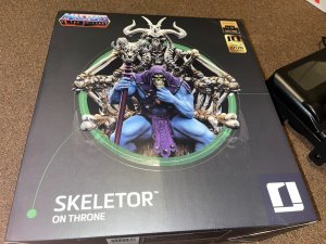 Iron Studios Masters of the Universe Skeletor on Throne Deluxe 1/10 Scale Statue