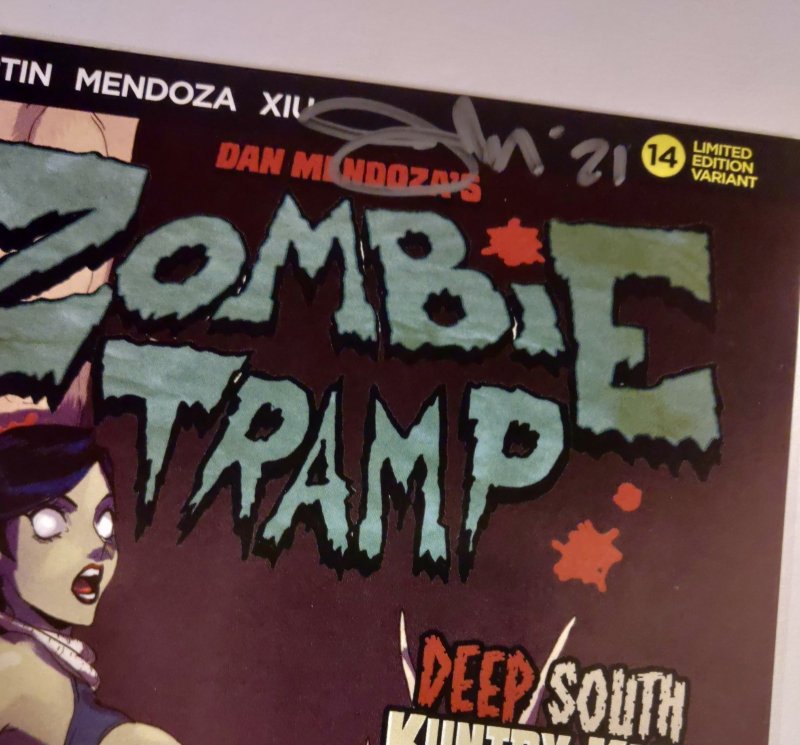 Zombie Tramp 14V (2015) TMChu RISQUE Variant (Signed by MARTIN) w/COA | NM