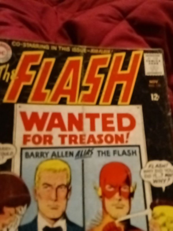 1965 DC Comics The Flash #156 The Super-Hero Who Betrayed the World!