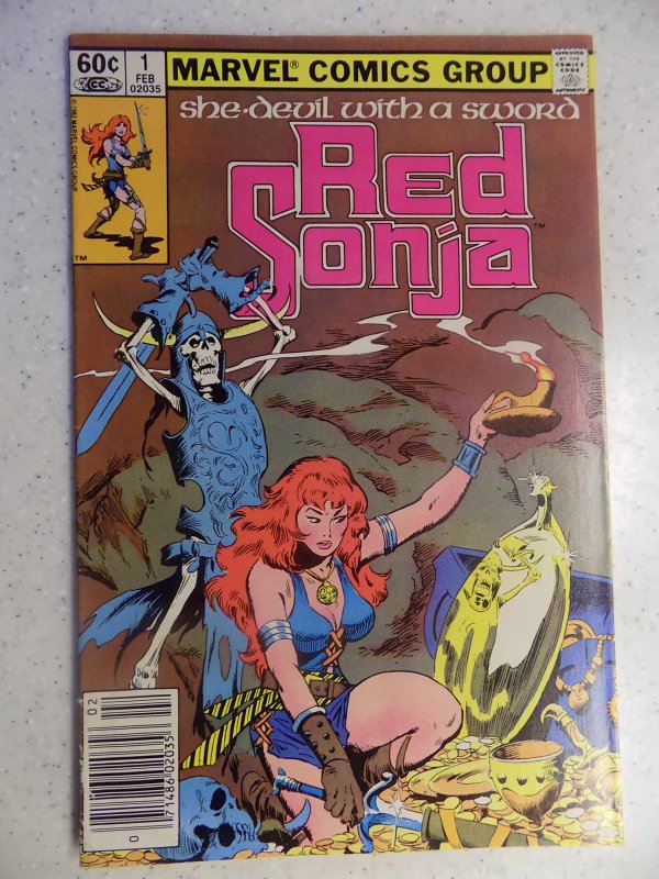 RED SONJA # 1 MARVEL FANTASY SAVAGE SWORD