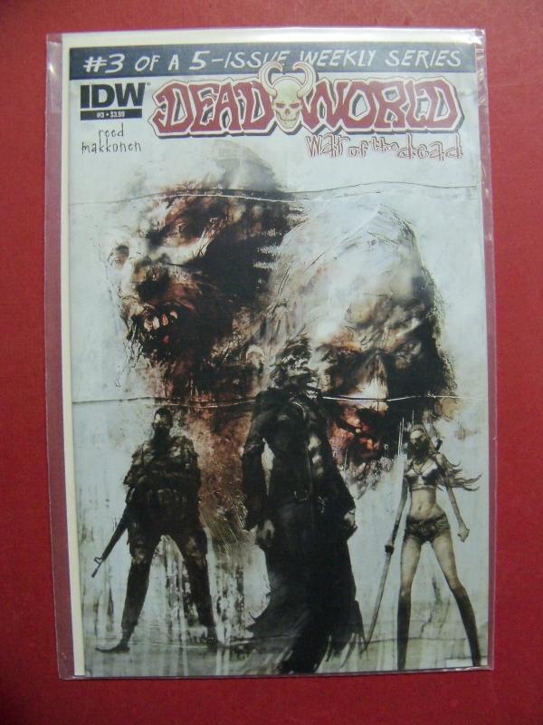 DEAD WORLD WAR OF THE DEAD #3 OF 5    (9.0 to 9.4 or better)  IDW