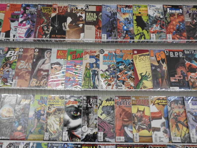 Huge Lot 120+ Comics W/ Batman, Booster Gold, Blue Beetle+ Avg VF- Condition!