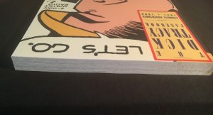 THE DICK TRACY CASEBOOK Max Allan Collins & Dick Locher, Softcover, 1990