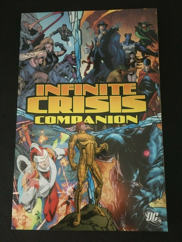 INFINITE CRISIS COMPANION Trade Paperback