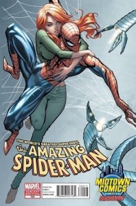 AMAZING SPIDER-MAN #700 (2013) J.SCOTT CAMPBELL MIDTOWN COMICS VARIANT MARVEL NM