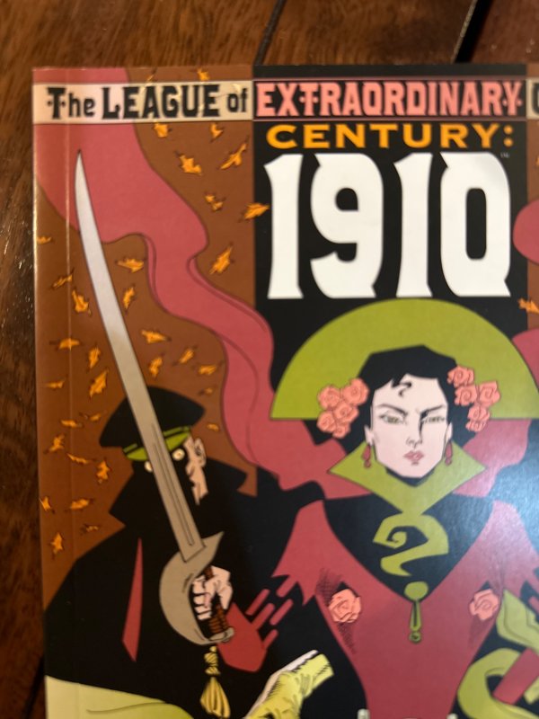 The League of Extraordinary Gentlemen: Century #1 (2009)
