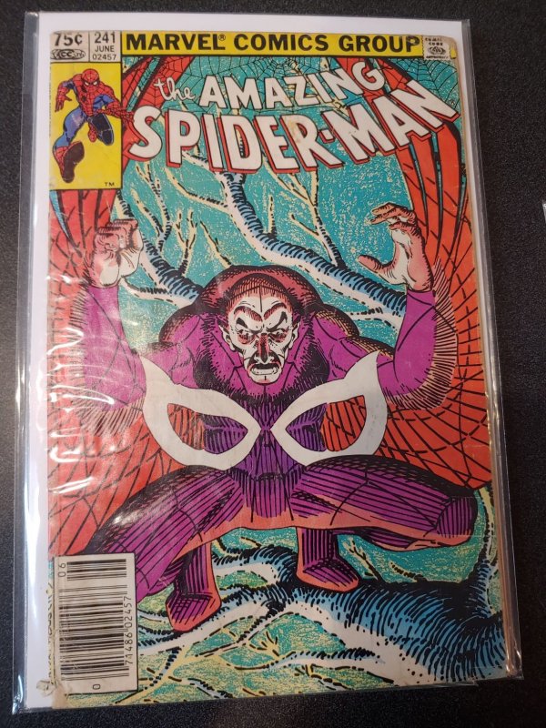 THE AMAZING SPIDER-MAN #241 VG