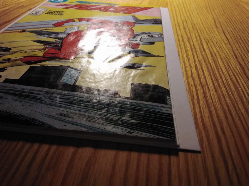 The Flash #1 CPV Newsstand