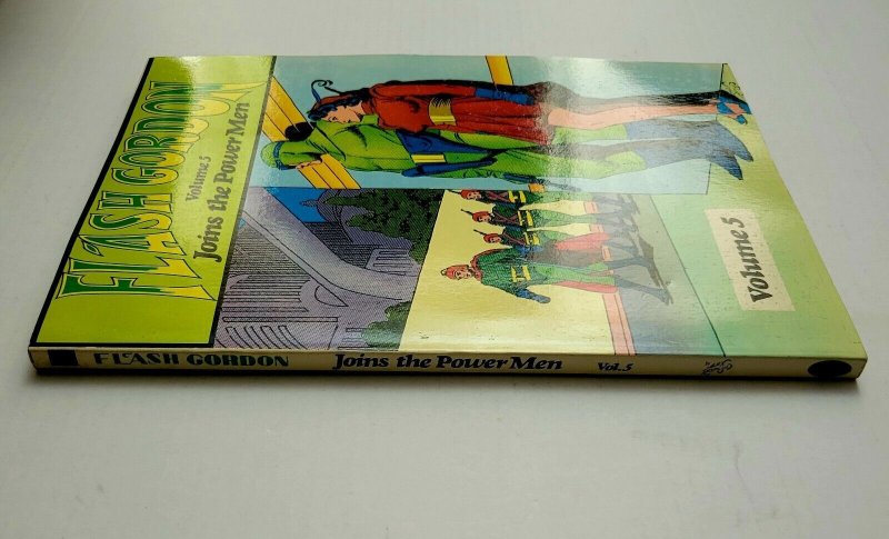 FLASH GORDON Joins the Power Men Vol.5 (Nostalgia 1978) Softcover 1st Print