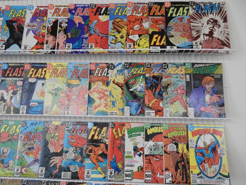 Huge Lot of 200+ Comics W/ Flash, Superman, Lobo +More! Avg. FN+ Condition!