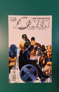 Astonishing X-Men #12 (2005) VF/NM