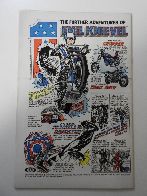 The Incredible Hulk #196 (1976) VF- Condition! MVS intact!