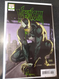 Venom #1 Paolo Rivera Variant Cover 1:25 Retailer Incentive
