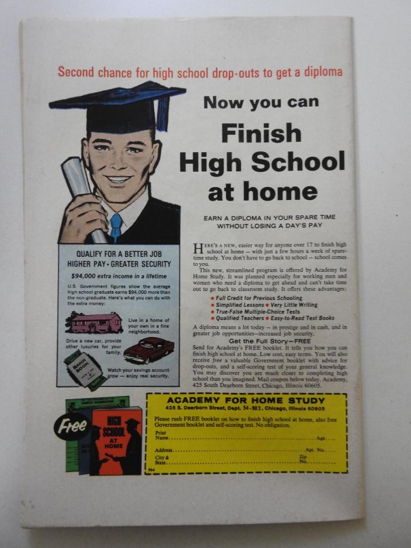 Sub-Mariner #28 (1970) Youthquake! Sharp VF- COndition!