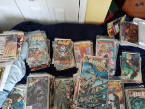 400+ comics(Batman, Robin,  various 2099, Steel, Star Trek, Gen X, Nightwing)