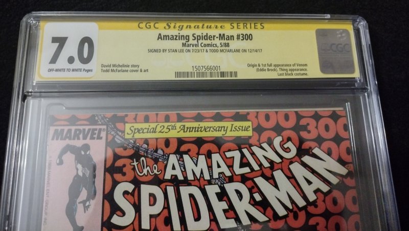 Amazing Spider-Man 300 cgc7.0/ signed by Stanley and Todd McFarlane