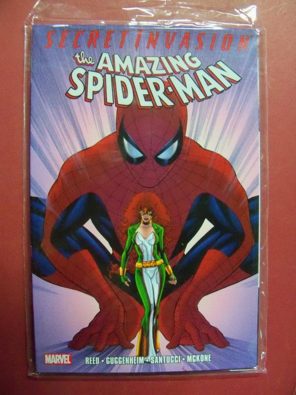 THE AMAZING SPIDER-MAN: SECRET INVASION UNREAD SOFT COVER (9.4 NM)  MARVEL