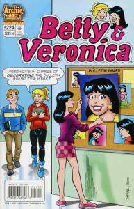 Betty and Veronica #224 VF/NM; Archie | save on shipping - details inside