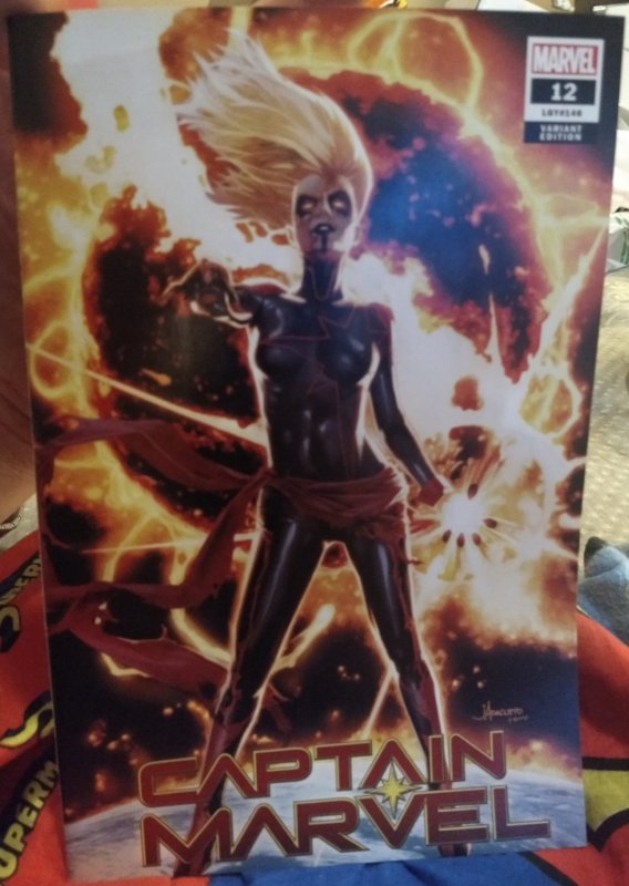 Captain Marvel #12 JAY ANACLETO EXCLUSIVE - 1ST DARK CAPTAIN MARVEL!