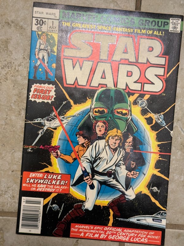 Star Wars #1 (1977) newstand copy - 1st Star Wars adaptation first pritn