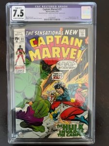 Captain Marvel #21 (1970) - CGC 7.5 - Captain Marvel v Hulk! Iconic Cover