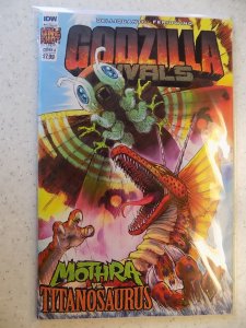 GODZILLA RIVALS MOTHRA VS TITANOSAURUS # 1 COMICS (2023)