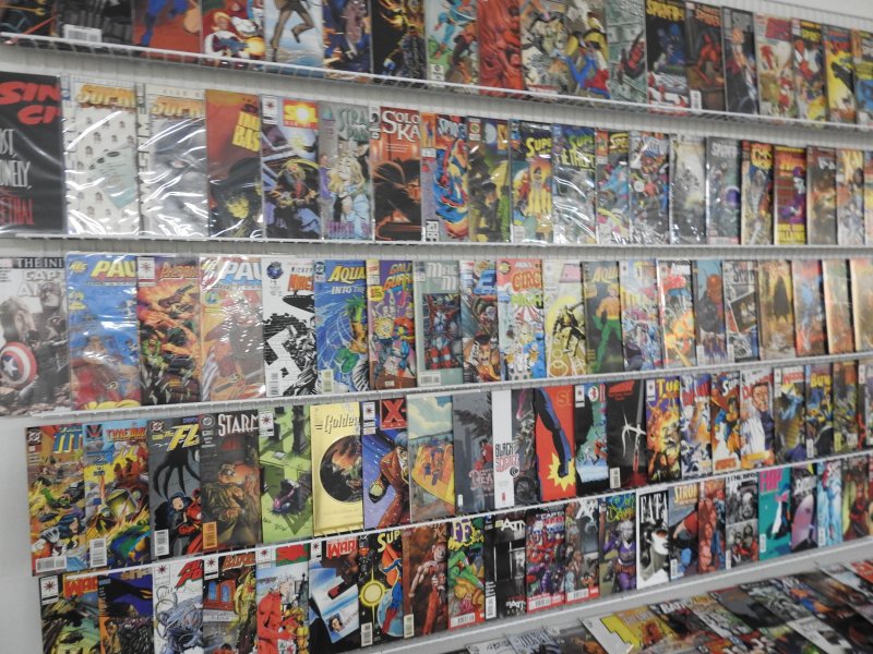 Huge Lot 170+ Comics W/ Spider-Man, Batman, Avengers, +More! Avg FN/VF Condition