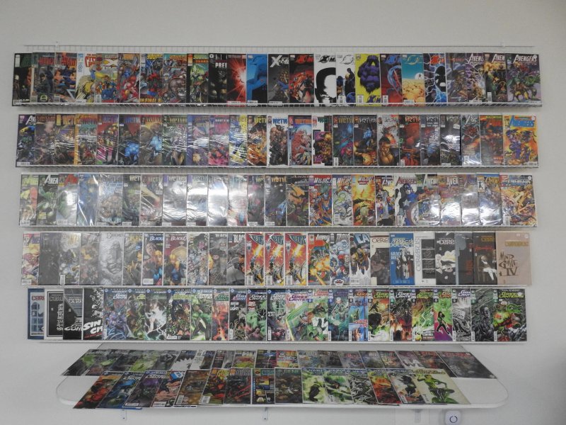 Huge Lot 150+ Comics W/ X-Men, Avengers, Green Lantern, +More! Avg VF Condition!