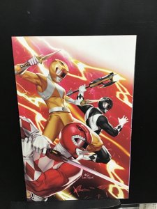 Mighty Morphin Power Rangers #22 1:10 RI 2022 