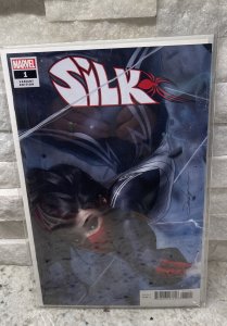 Marvel Comics Silk #1 Variant NM - 1st App Saya Ishii