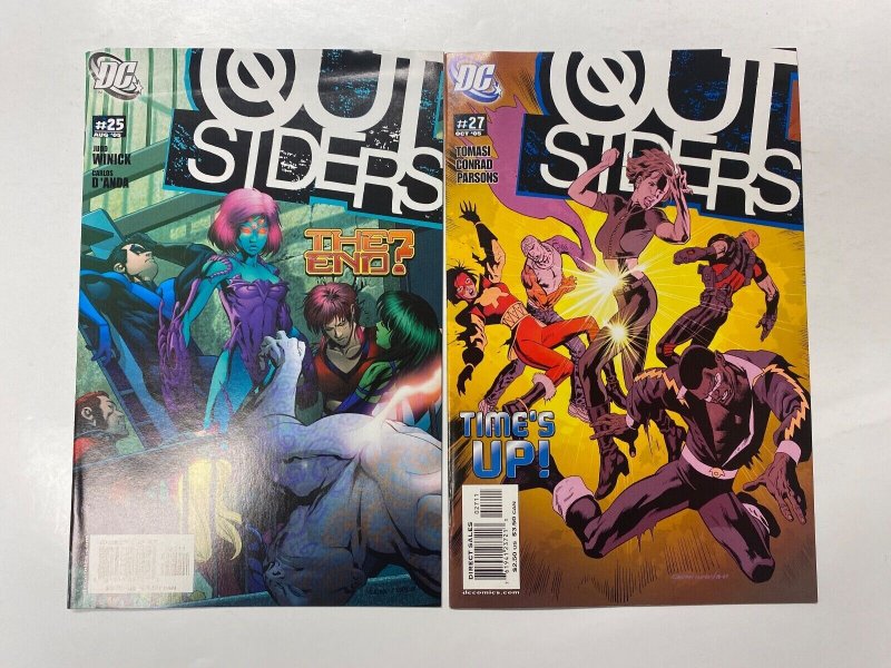 4 Outsiders DC comic books #20 24 25 27 69 KM17