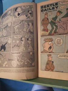 DELL COMICS . BEETLE BAILEY #7 . Golden Age. 1956. SEE PICS