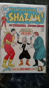 Shazam #10 DC (74) VF