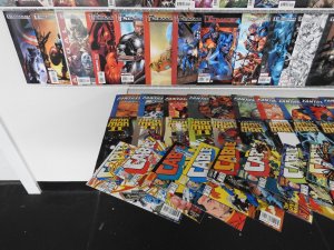 Huge Lot 200+ Comics W/ Venom, FF, Iron Man, Cable+ Avg VF Condition!