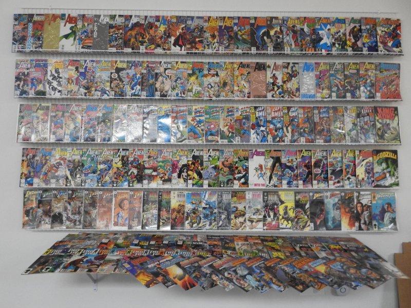 Huge Lot 190+ Comics W/ Avengers, Captain America, Indiana Jones+ Avg VF- Cond!!