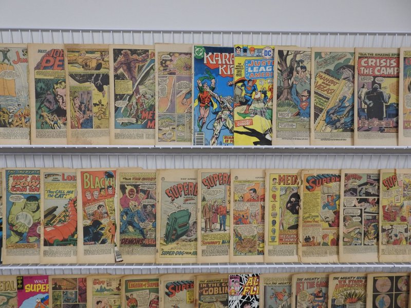 Huge Lot 170+ Low Grade Comics W/ Superman, Daredevil, +More! See desc