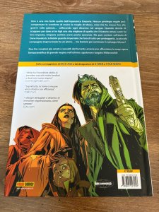 Empress 1 HARDCOVER Panini Comics Graphic Novel Foreign Language ITALIAN 11 J301