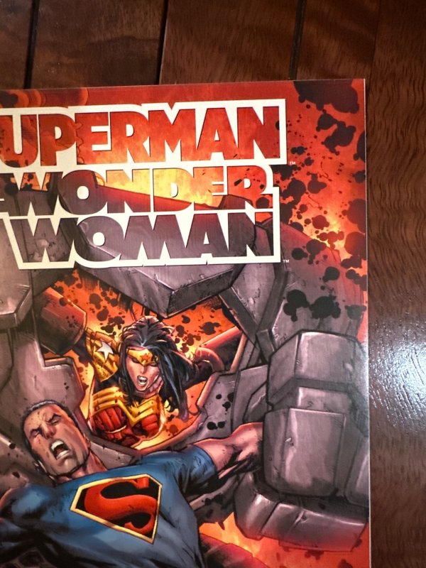 Superman/Wonder Woman #23 (2016)